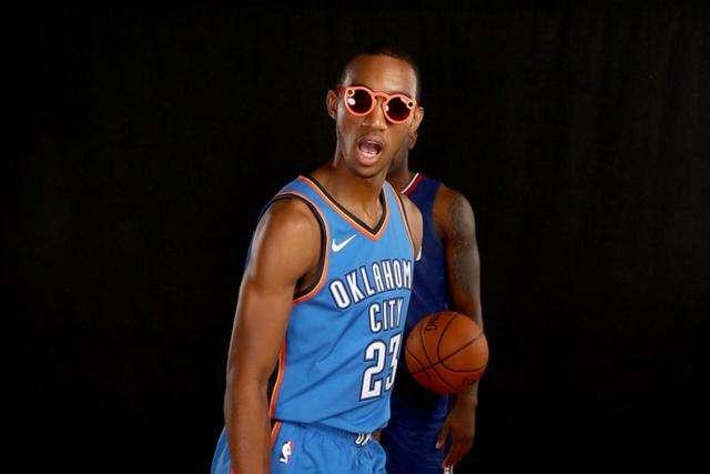 德布劳内：还没和球队谈续约 先让自己变的更强