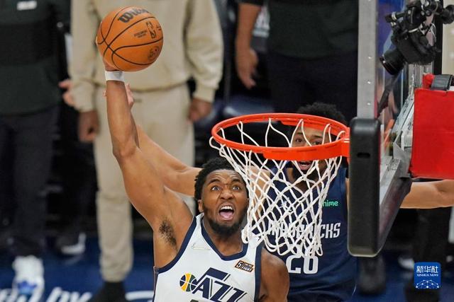 比尔25分太阳力克76人止4连败 活塞险胜开拓者